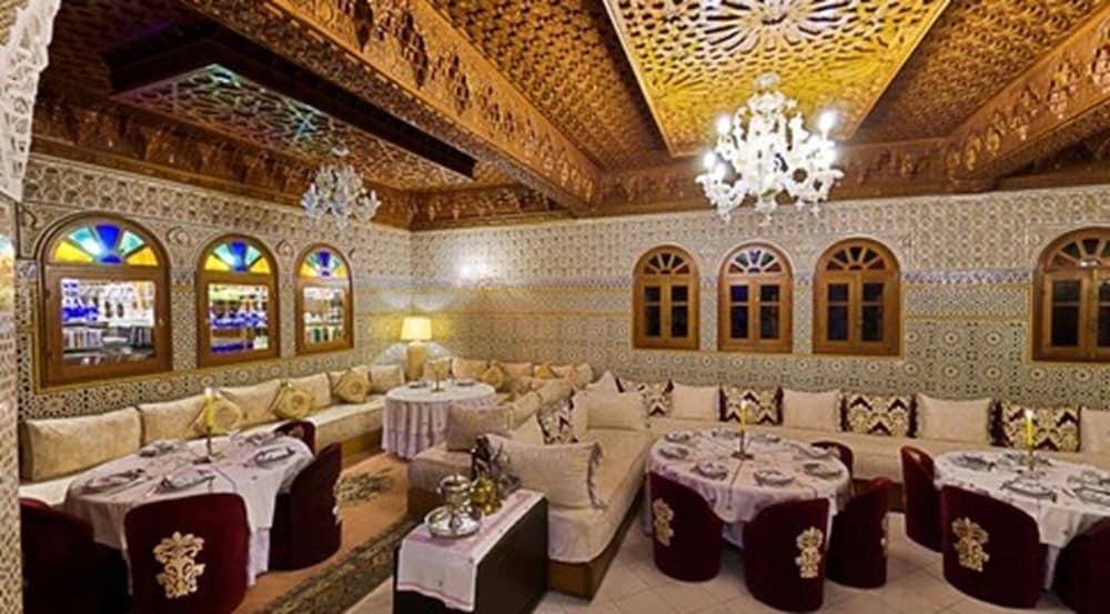 Dar Ziryab Riad 4*